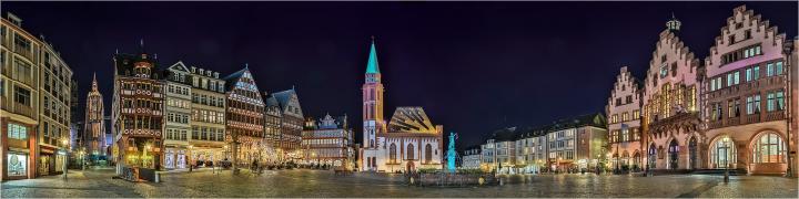 frankfurt-main-der-frankfurter-romer-bei-nacht.jpg