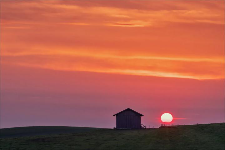 sonnenaufgang-im-allgau.jpg