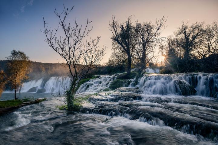tag_4-mostar-kravica_wasserfall.jpg